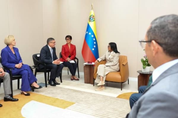 Baker Hughes y el gas: qué se juega el dólar, el USDT y la banca venezolana