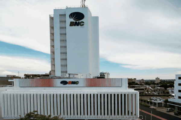 BNC renueva agencias: la movida que mira de reojo al mercado P2P