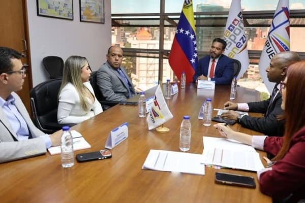 Bunkering en puertos venezolanos: gasolina marina, dólares y la ruta del USDT
