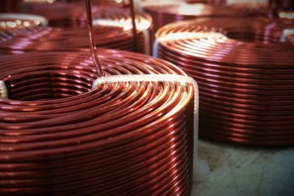 Cobre en máximos históricos: ¿le enseña algo al que guarda USDT en Venezuela?