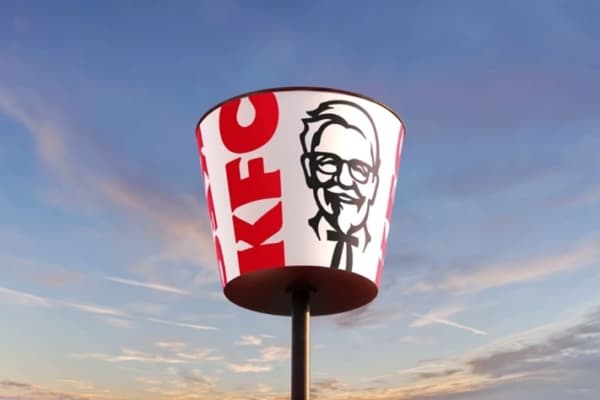 KFC regresa a Coca-Cola: lecciones de la guerra de las colas para el P2P