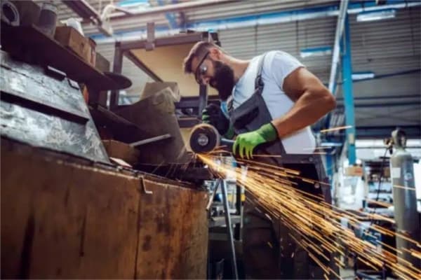 Manufactura crecerá 7,5% en 2026: claves para el P2P y el USDT en Venezuela