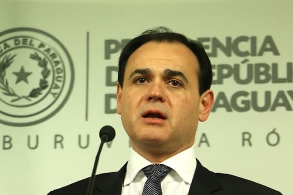 Paraguay reconoce deuda de $300 millones con PDVSA: lectura P2P