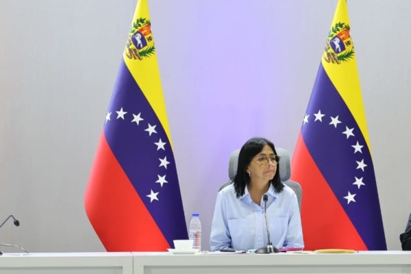 Delcy: 91% de los ingresos se va en nómina y protección social
